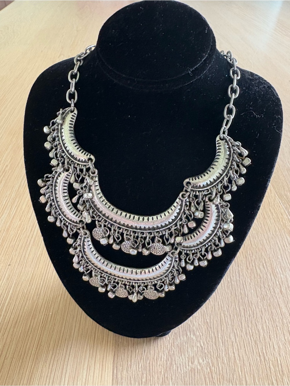 Vintage Intricate Silver Metal Necklace-2 Tier on 30”Link chain